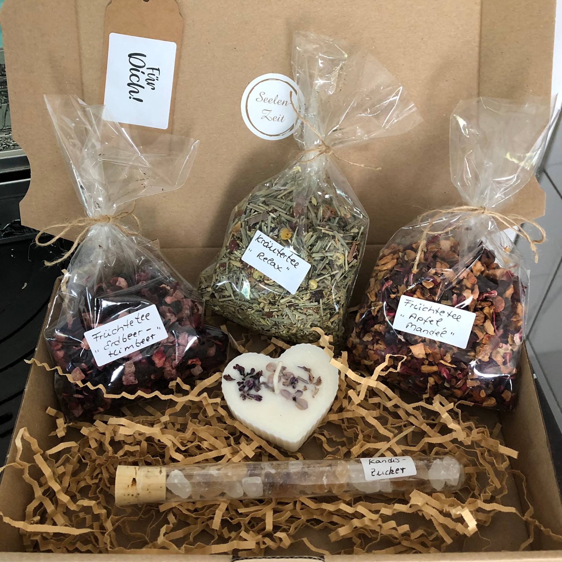 Tee Geschenkbox, Entspannungsbox, Spa, Wellness Tee Geschenkbox, Entspannungsbox, Spa, Wellness von Etsy - SeelenZeit