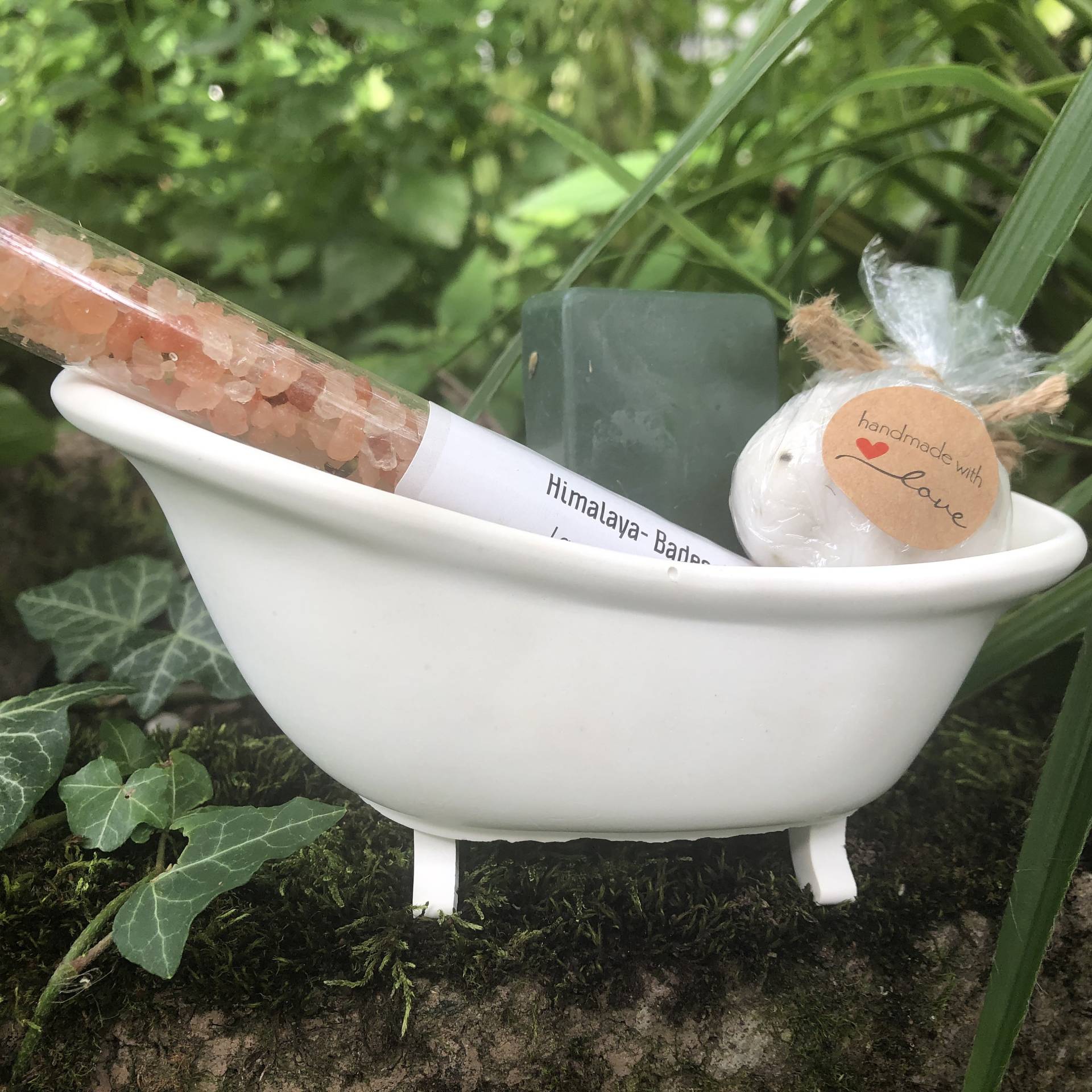 Wellness Set, Geschenkidee in Badewanne Wellness Set, Geschenkidee in Badewanne von Etsy - SeelenZeit
