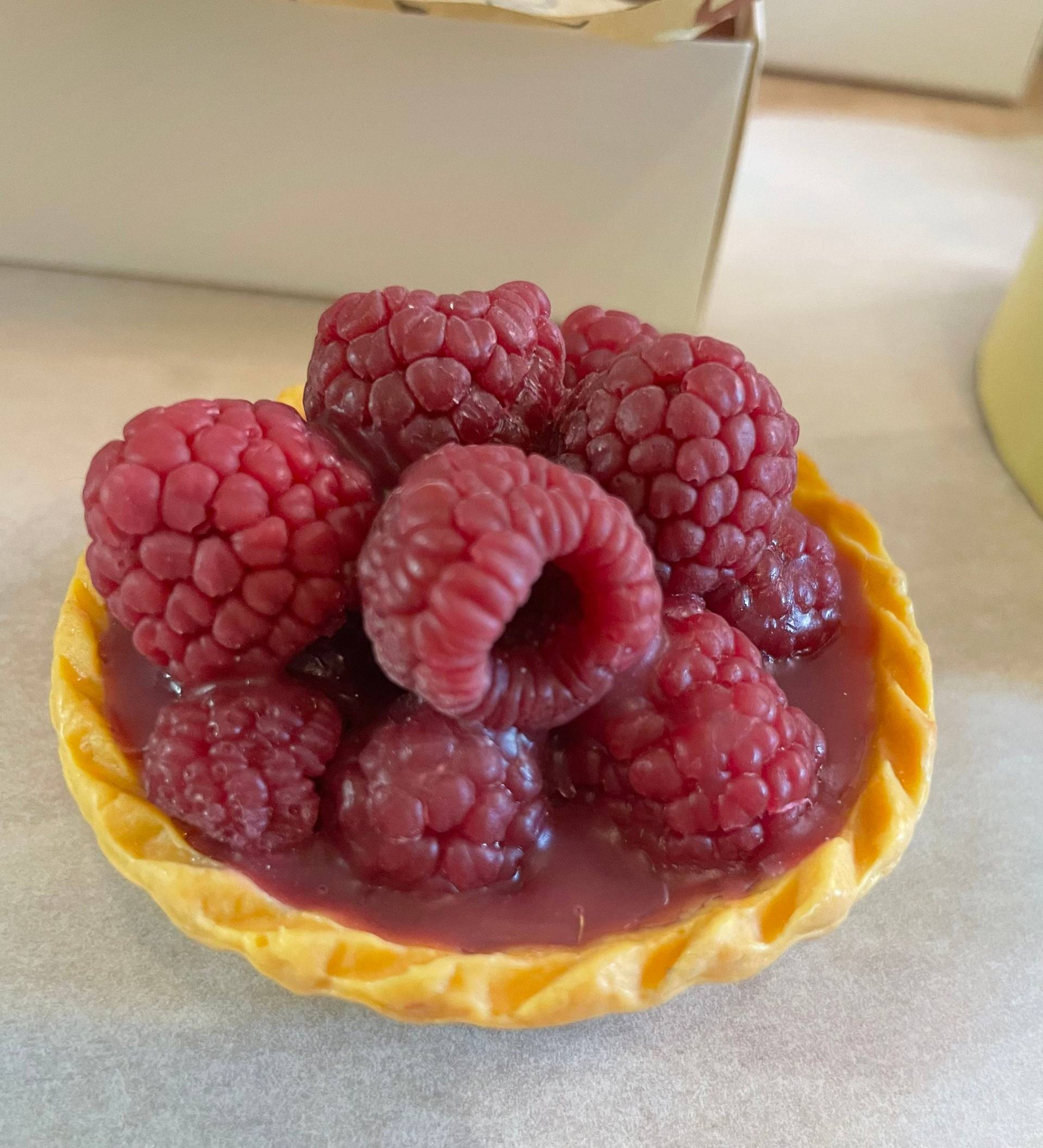 Himbeeren Seife Tartelette Mit Seife Geburtstag Frau, Geschenkt Idee Kuchen Cake Badezimmer Bad Deko Gästeseife Mitbringsel Himbeeren Seife Tartelette Mit Seife Geburtstag Frau, Geschenkt Idee Kuchen Cake Badezimmer Bad Deko Gästeseife Mitbringsel von Etsy - SeifeMagievonValeria