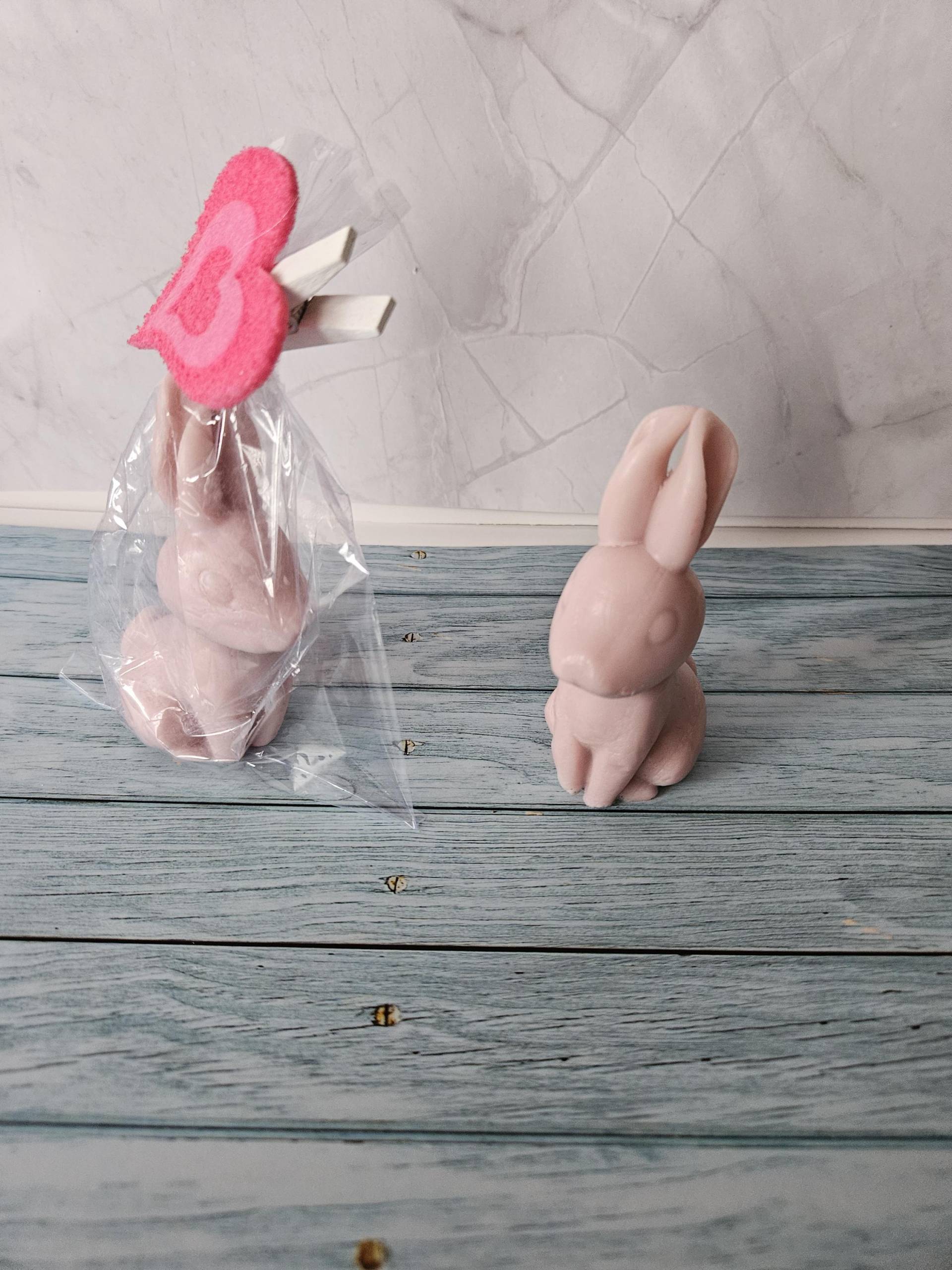 Selbstgemachte Seife in Verschiedenen Formen Selbstgemachte Seife in Verschiedenen Formen von Etsy - SeifenManufaktuLaden