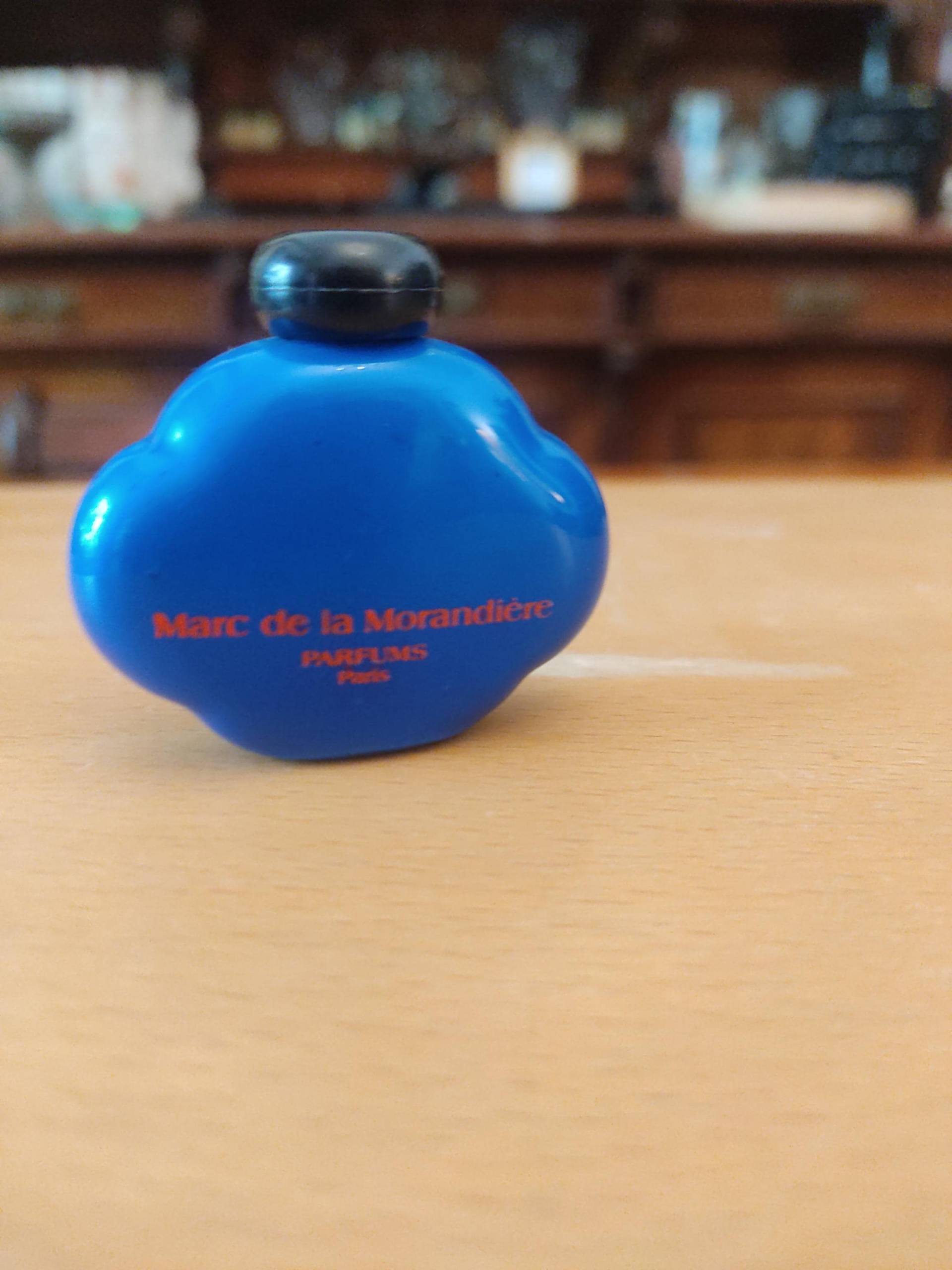 Marc De La Morandiere Bleu Chine Eau Toilette 5Ml 0, 17 Fl. Unze. Parfüm Miniatur Spritzen Nicht Sprühen Für Frau Ultra Rare Jahrgang 1987 Marc De La Morandiere Bleu Chine Eau Toilette 5Ml 0, 17 Fl. Unze. Parfüm Miniatur Spritzen Nicht Sprühen Für Frau Ultra Rare Jahrgang 1987 von Etsy - SeifenhexeBerlin