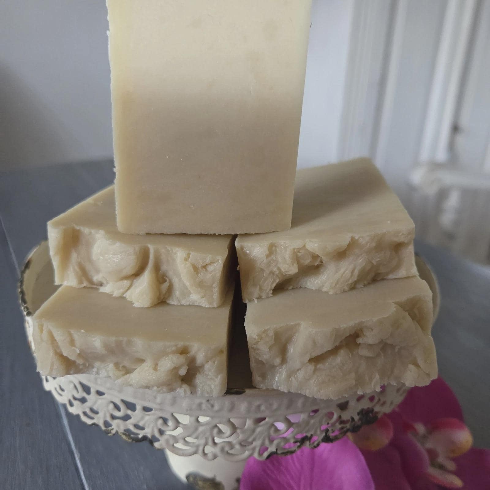 Eselsmilch Seife Olivenseife Naturseife Handgemacht Duftseife Esel Eselsmilch Seife Olivenseife Naturseife Handgemacht Duftseife Esel von Etsy - Seifenoma