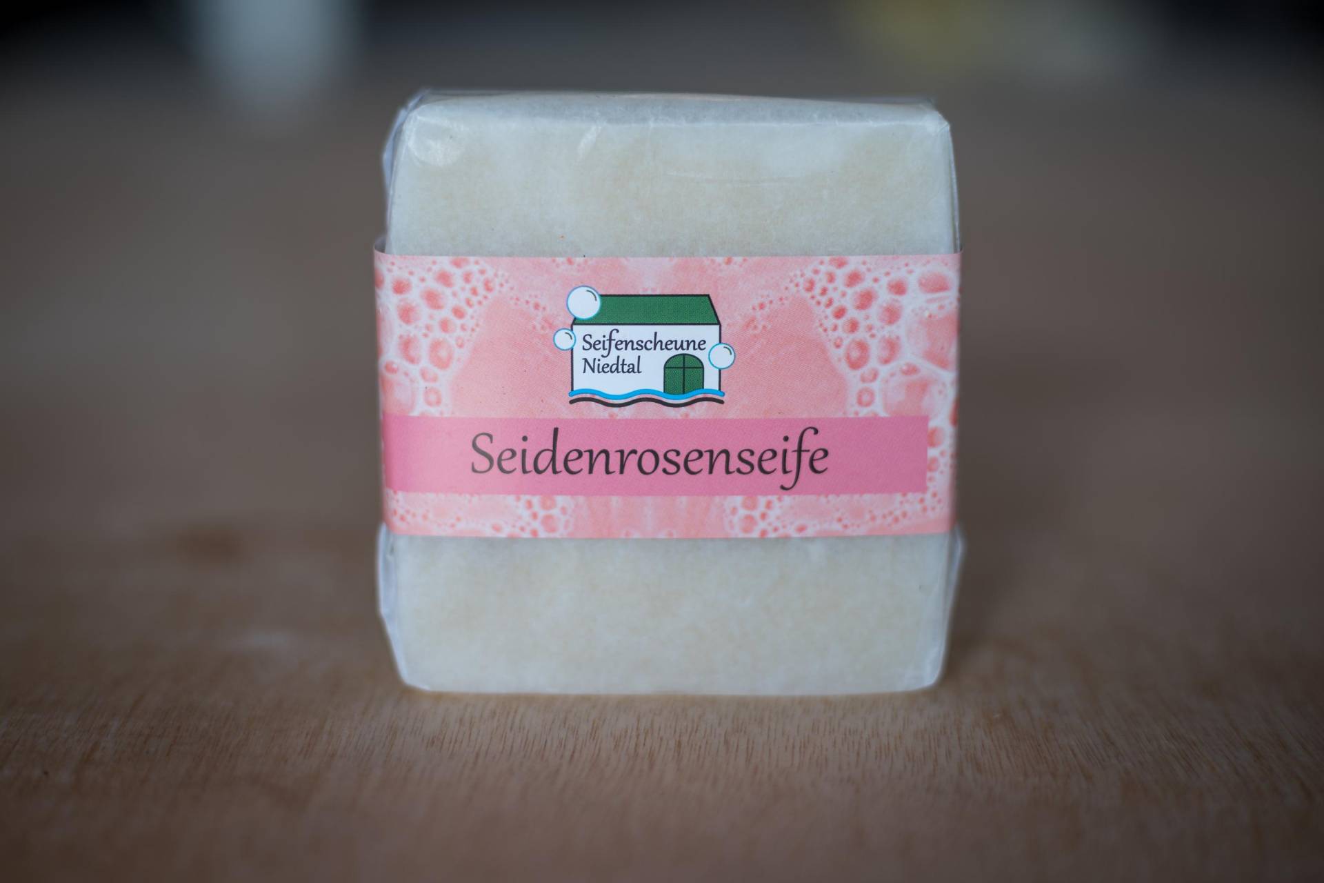 Seidenroseseife Seidenroseseife von Etsy - SeifenscheuneNiedtal