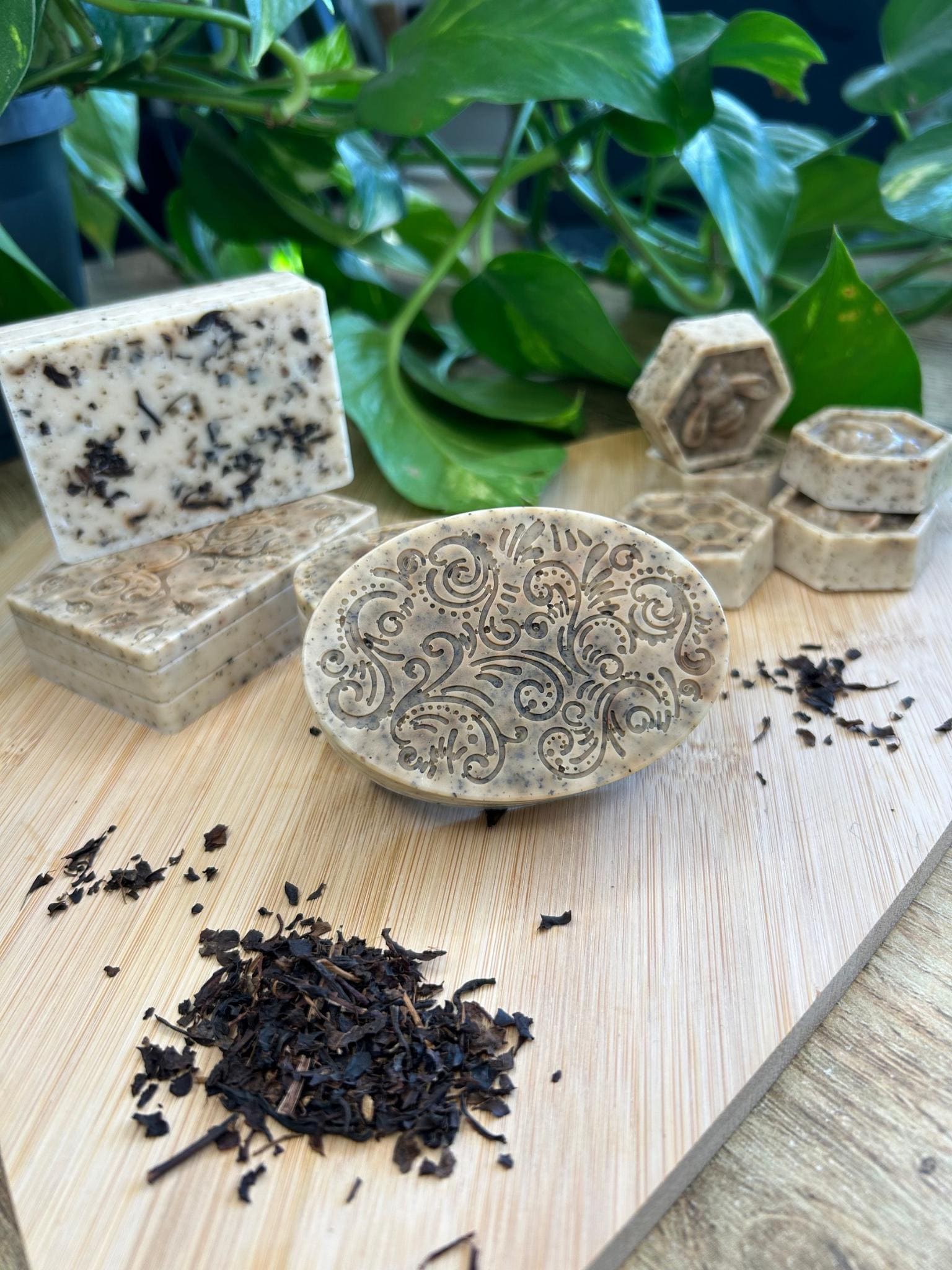 Naturseife Earl Grey Und Jasmin - Mit Schwarztee & Blütennote, Palmölfrei von Etsy - SeifenzauberNaturpur