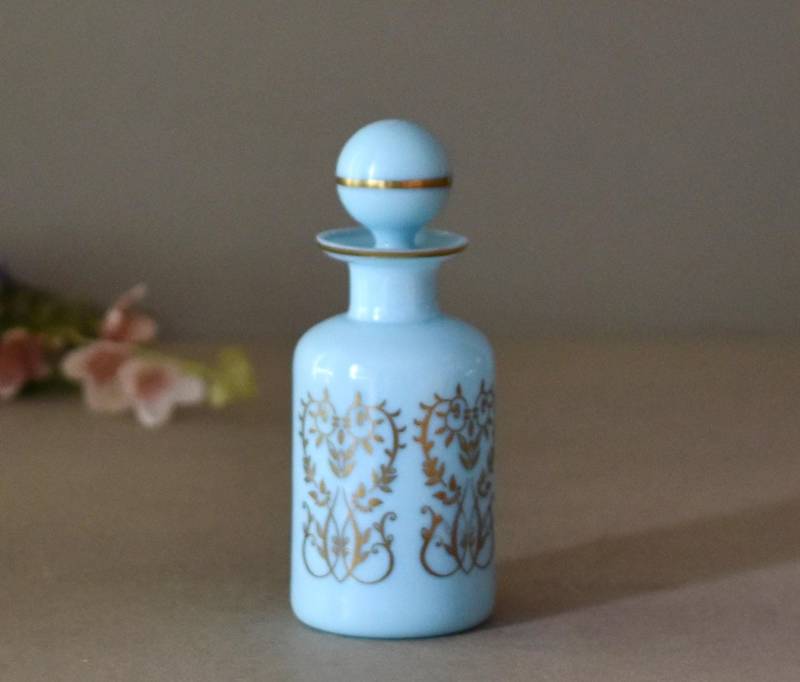 Vintage Farbige Glasduftflasche Retro Parfümflasche von Etsy - SekulidisAntiques