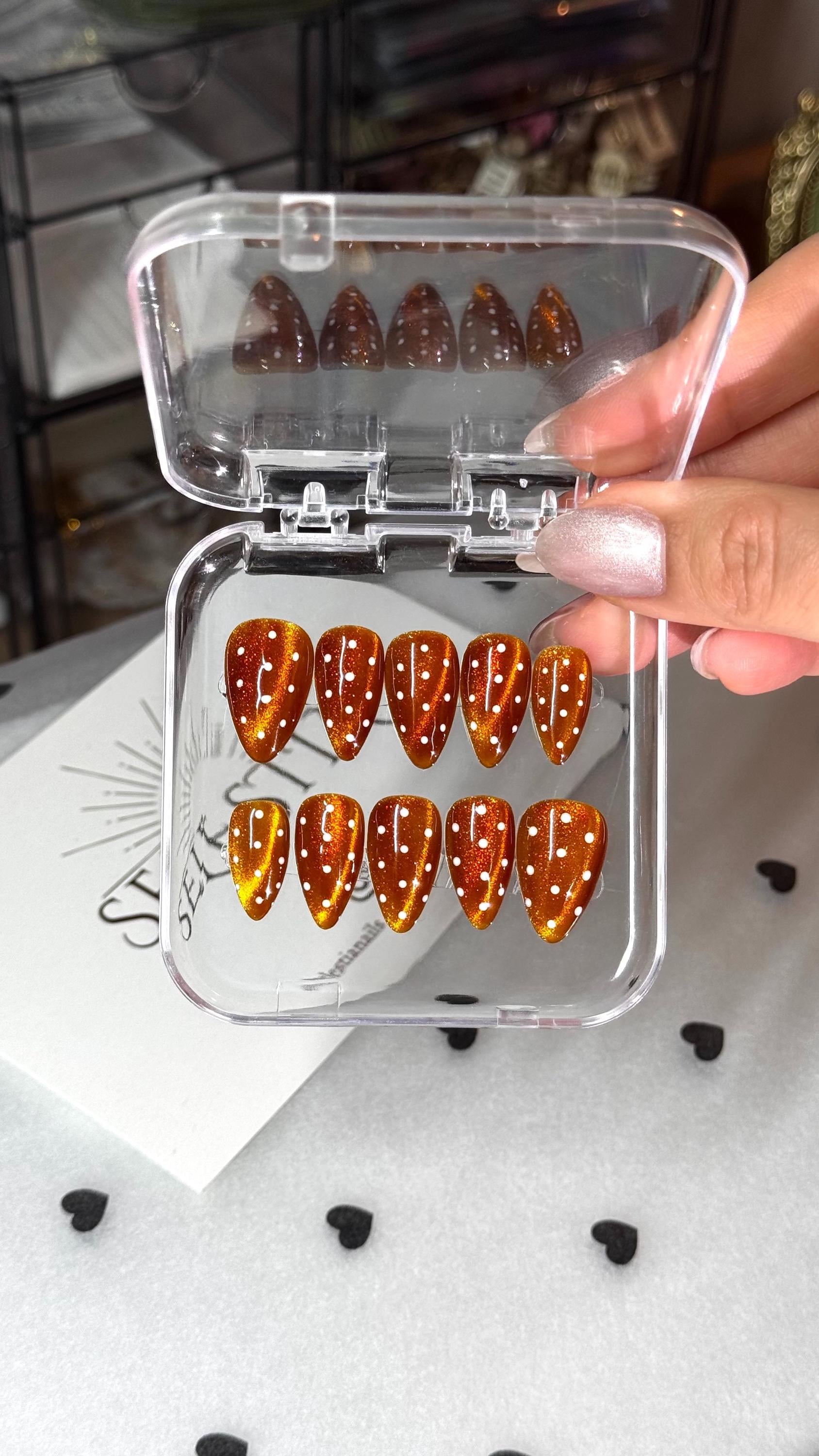 Amber Glow | Press On Nails von Etsy - SelestiaCo