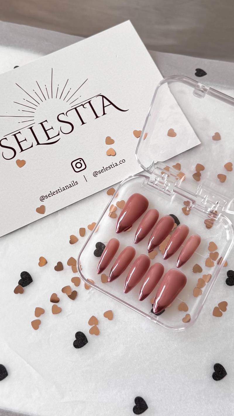 Rose Ether | Press On Nails von Etsy - SelestiaCo
