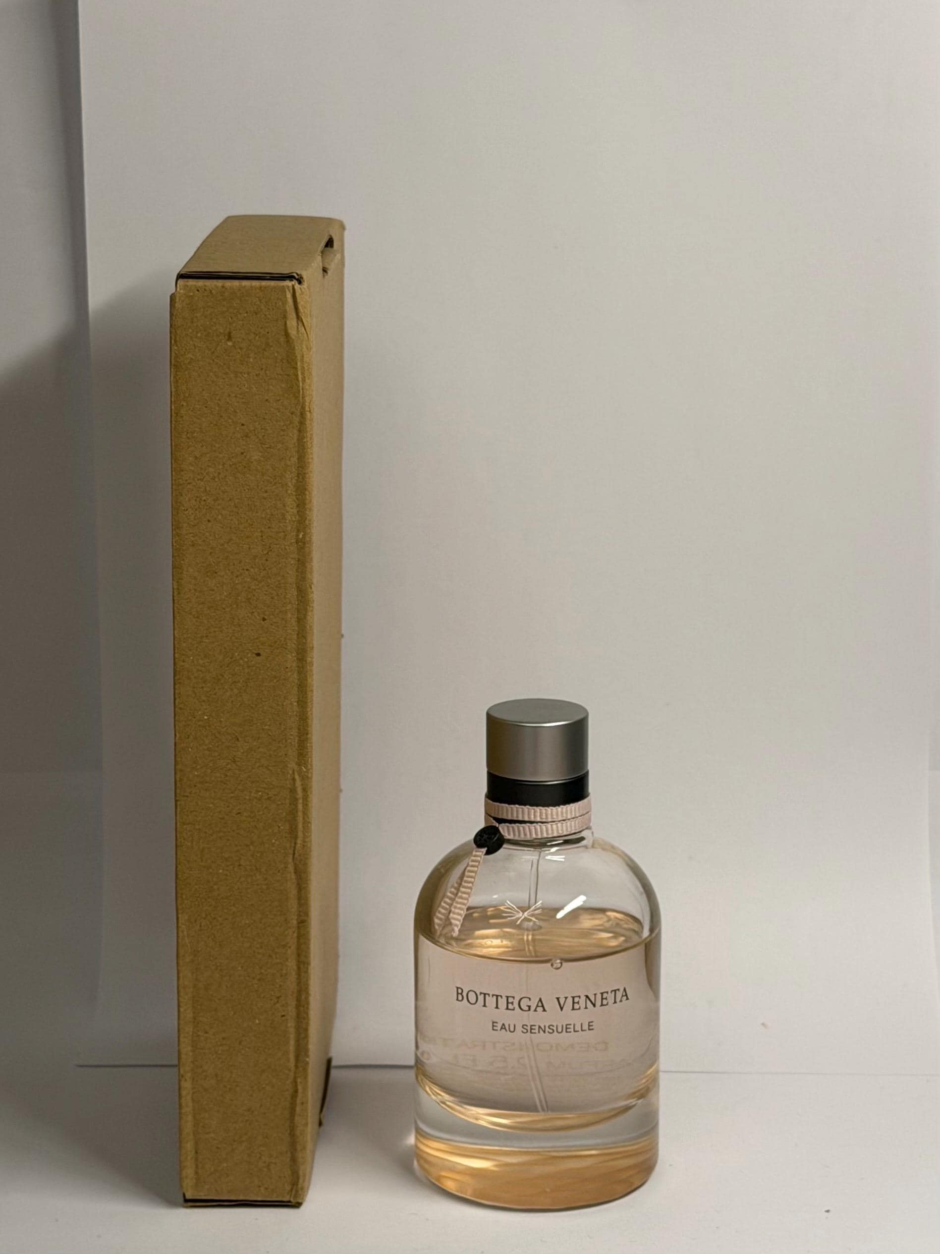 Bottega Veneta Eau Sensuelle De Parfum 75 Ml Füllstand Ca. 65 % Bottega Veneta Eau Sensuelle De Parfum 75 Ml Füllstand Ca. 65 % von Etsy - Selten123