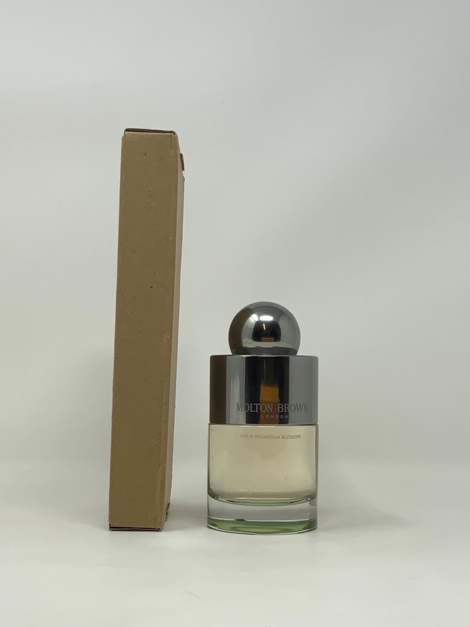 Molton Brown Lily & Magnolia Blossom Eau De Toilette 100 Ml Molton Brown Lily & Magnolia Blossom Eau De Toilette 100 Ml von Etsy - Selten123