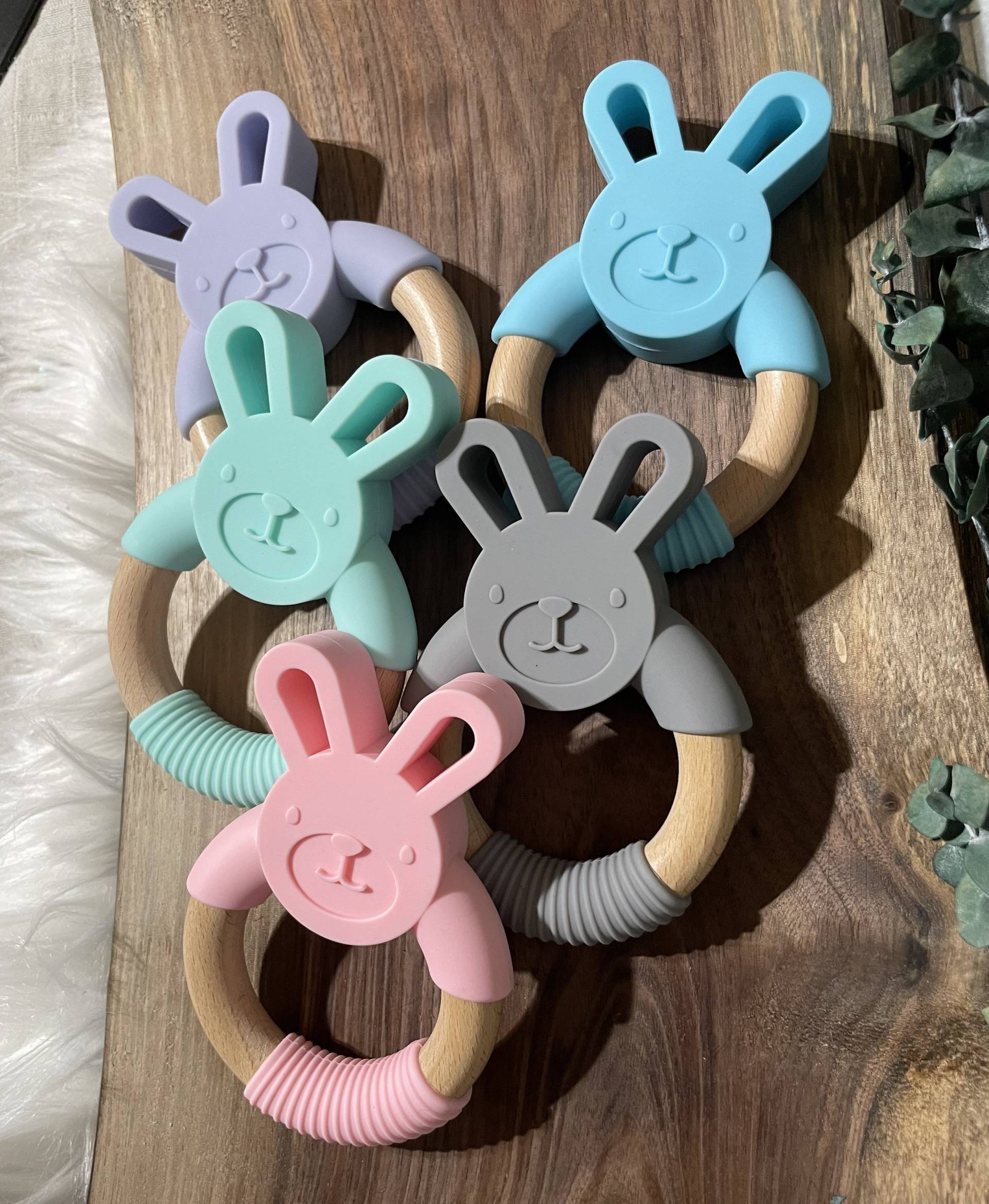 Bio Buche Holz Baby Beißring, Spielzeug Hase, Sicherer Hase Beißring von Etsy - SensoryCreationsByR