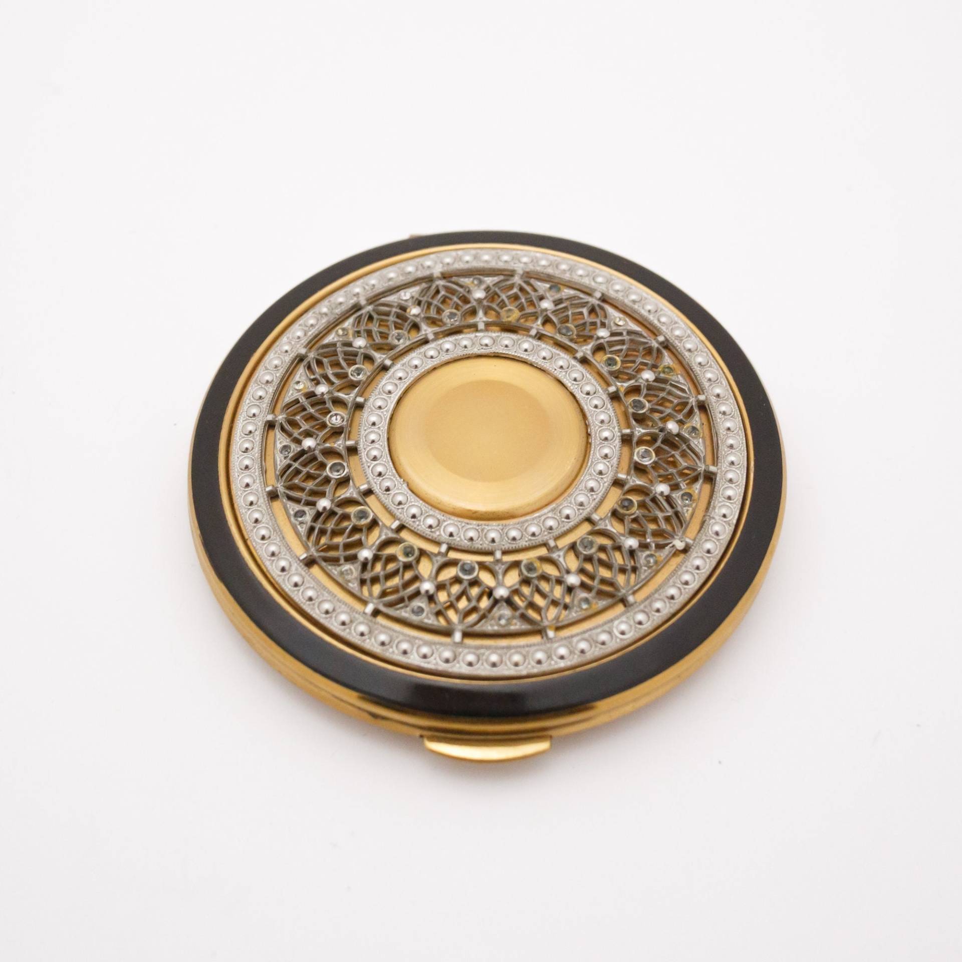Large Black Lackered , Gilt & Marcasite Unused Kigu Compact von Etsy - Settingsdesign