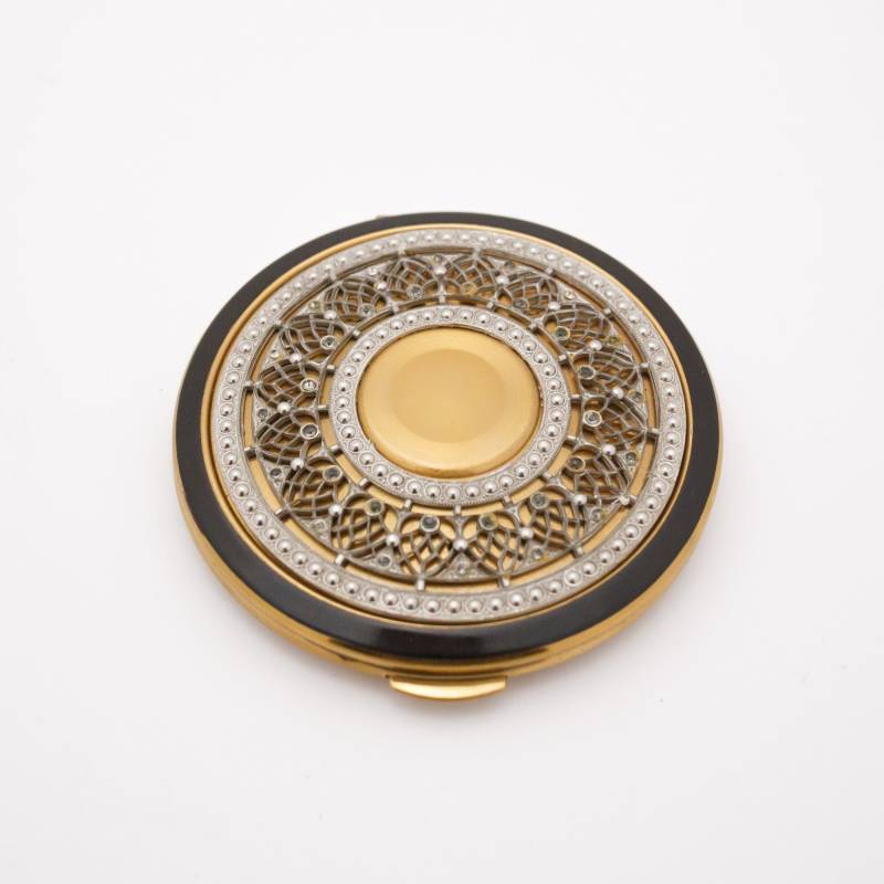 Large Black Lackered , Gilt & Marcasite Unused Kigu Compact von Etsy - Settingsdesign