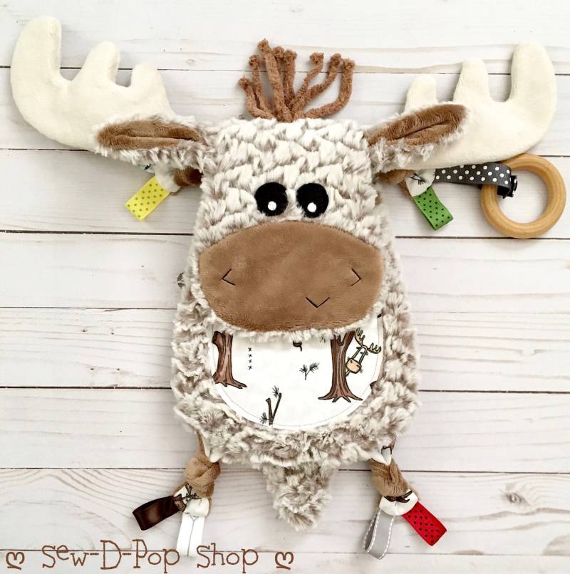 Baby Elch Spielzeug Plüschtier Lovey von Etsy - SewDPopShop