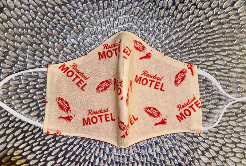 Rosebud Motel Gesichtsmaske Gesichtsbedeckung von Etsy - SewFlyDesignsCo