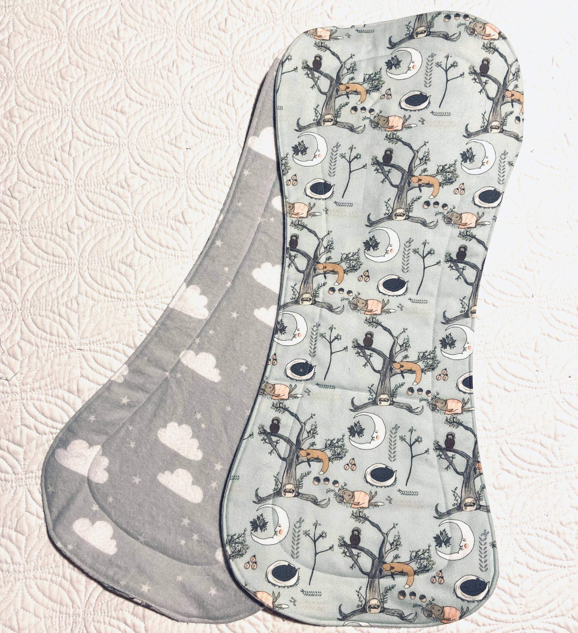 Füchse in Bäumen Baby Spucktuch Füchse in Bäumen Baby Spucktuch von Etsy - SewMuchLovebyShannon