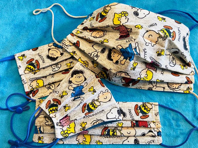 Peanuts Gang Charakter Maske von Etsy - SewMuchLovebyShannon