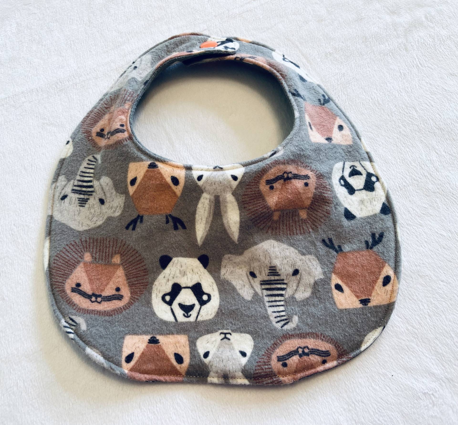 Wildtier Lätzchen Wildtier Lätzchen von Etsy - SewMuchLovebyShannon