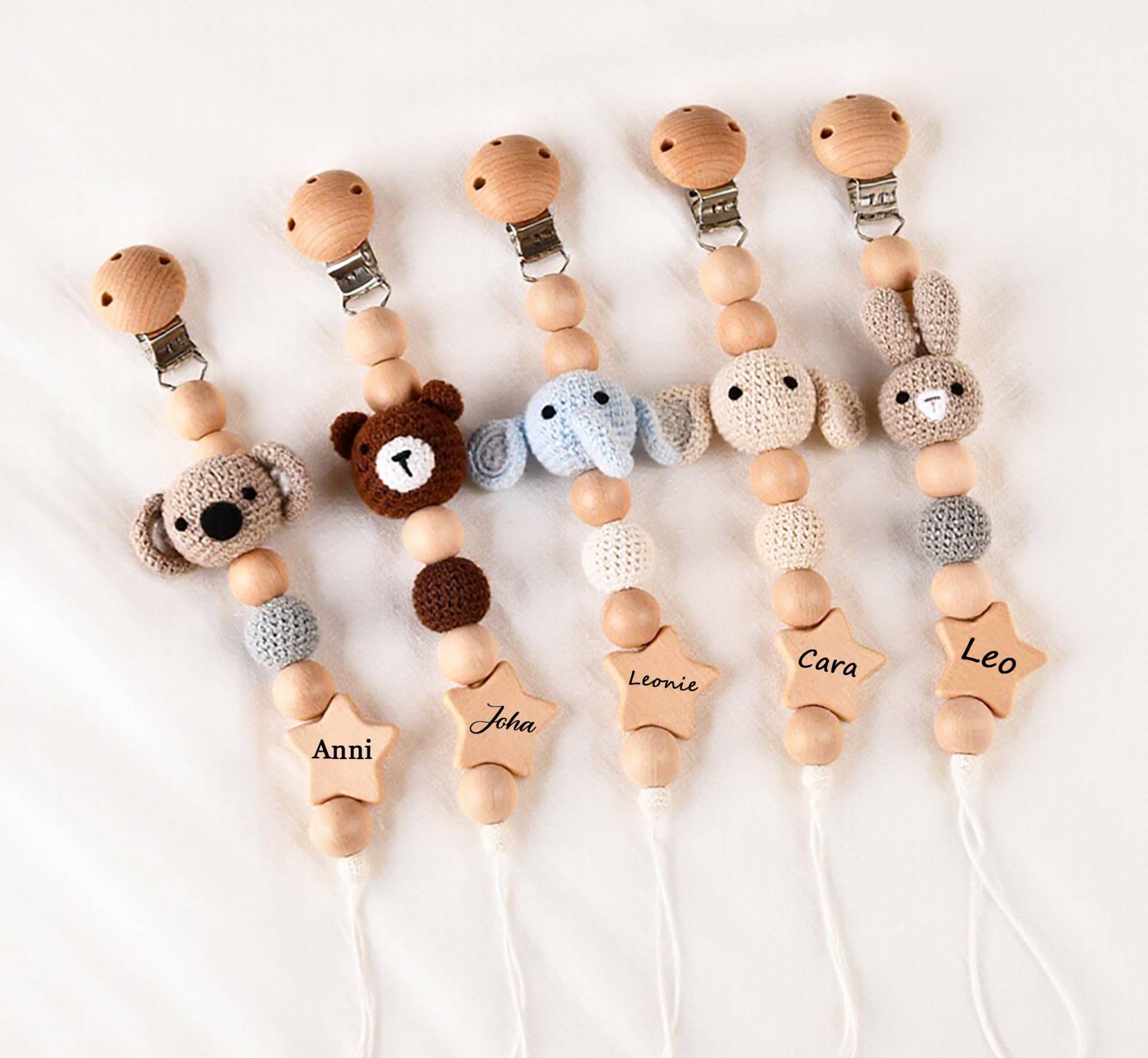 Personalisierter Schnuller Halter Mit Tiermotiv - Schnullerkette Wunschnamen Aus Holz von Etsy - Sewing4uFinds