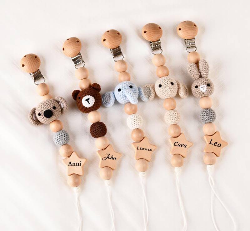 Personalisierter Schnuller Halter Mit Tiermotiv - Schnullerkette Wunschnamen Aus Holz von Etsy - Sewing4uFinds