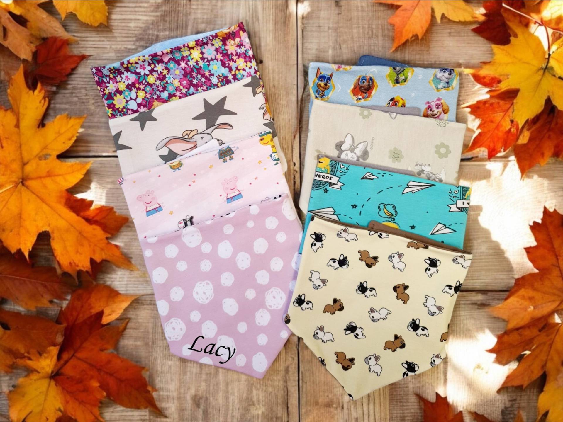 Halstuch, Dreieckstuch, Schal, Sabberlatz, Spucktuch, Personalisierbar, Hundehalstuch von Etsy - SewingStuffByJaJu