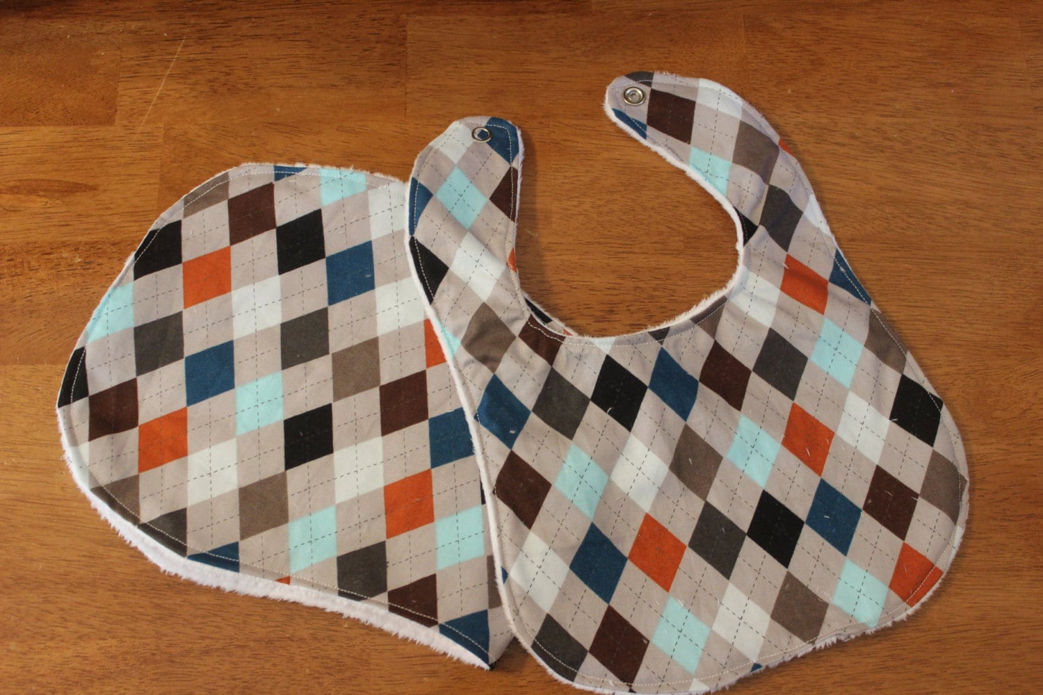 Graue Diamant Print Baby Lätzchen Und Aufstoßen Tuch Set von Etsy - Sewmanydeals