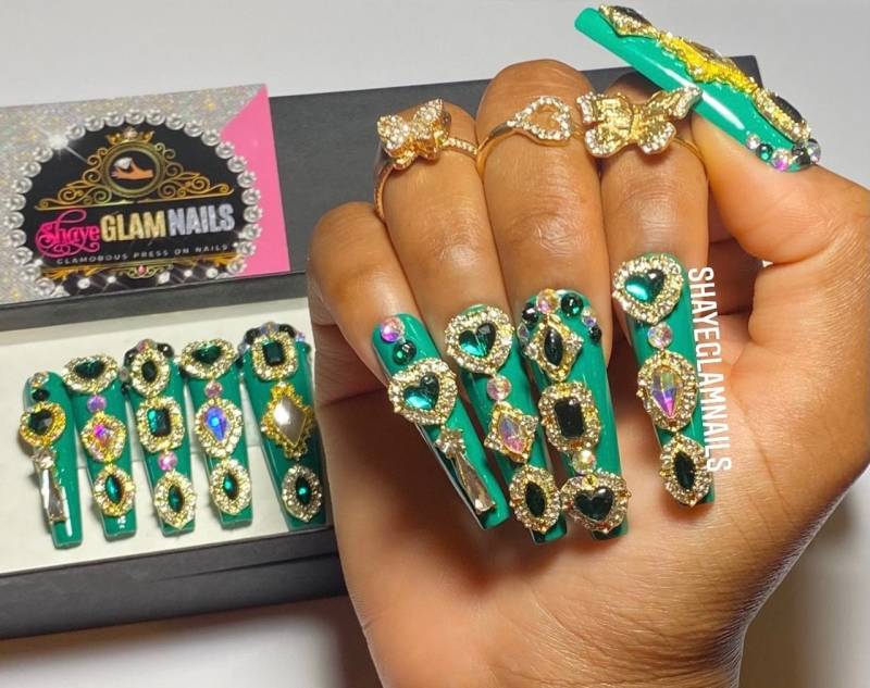Drücken Sie Auf Die Nägel | Ons Bling Schmuck Künstliche Falsche Lange Kurze Nagel Set von Etsy - ShayeGlamNails