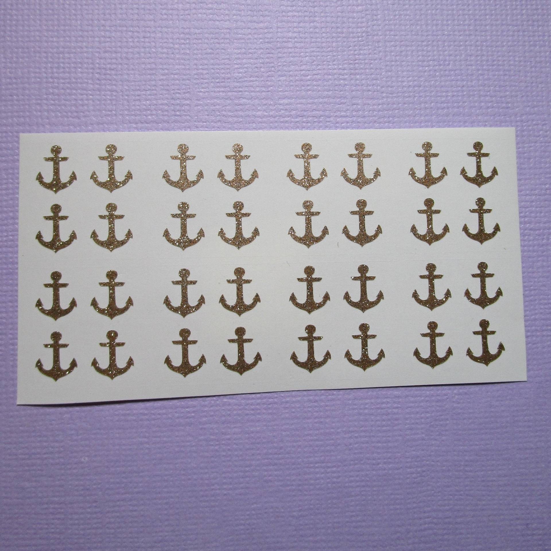 Kleine Gold Glitter Anchor Vinyl Wasserfeste Nagel Kunst Aufkleber Für Die Maniküre Oder Pediküre Kleine Gold Glitter Anchor Vinyl Wasserfeste Nagel Kunst Aufkleber Für Die Maniküre Oder Pediküre von Etsy - ShellsVinylDecals