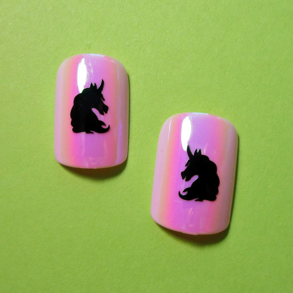Kleines Einhorn Vinyl Nagel Aufkleber, Nagelsticker Für Diy Nägel von Etsy - ShellsVinylDecals