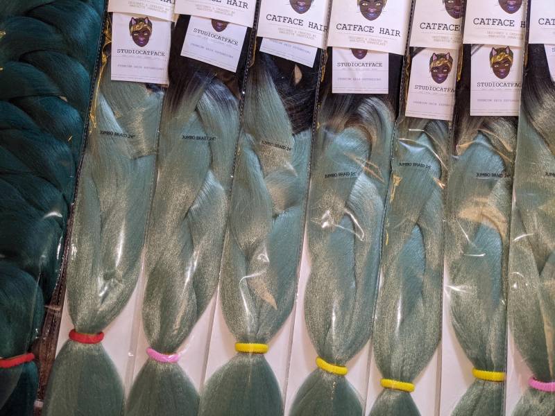 Catface Haar Mintgrün Ombre Jumbo Flechthaar von Etsy - ShopCatface