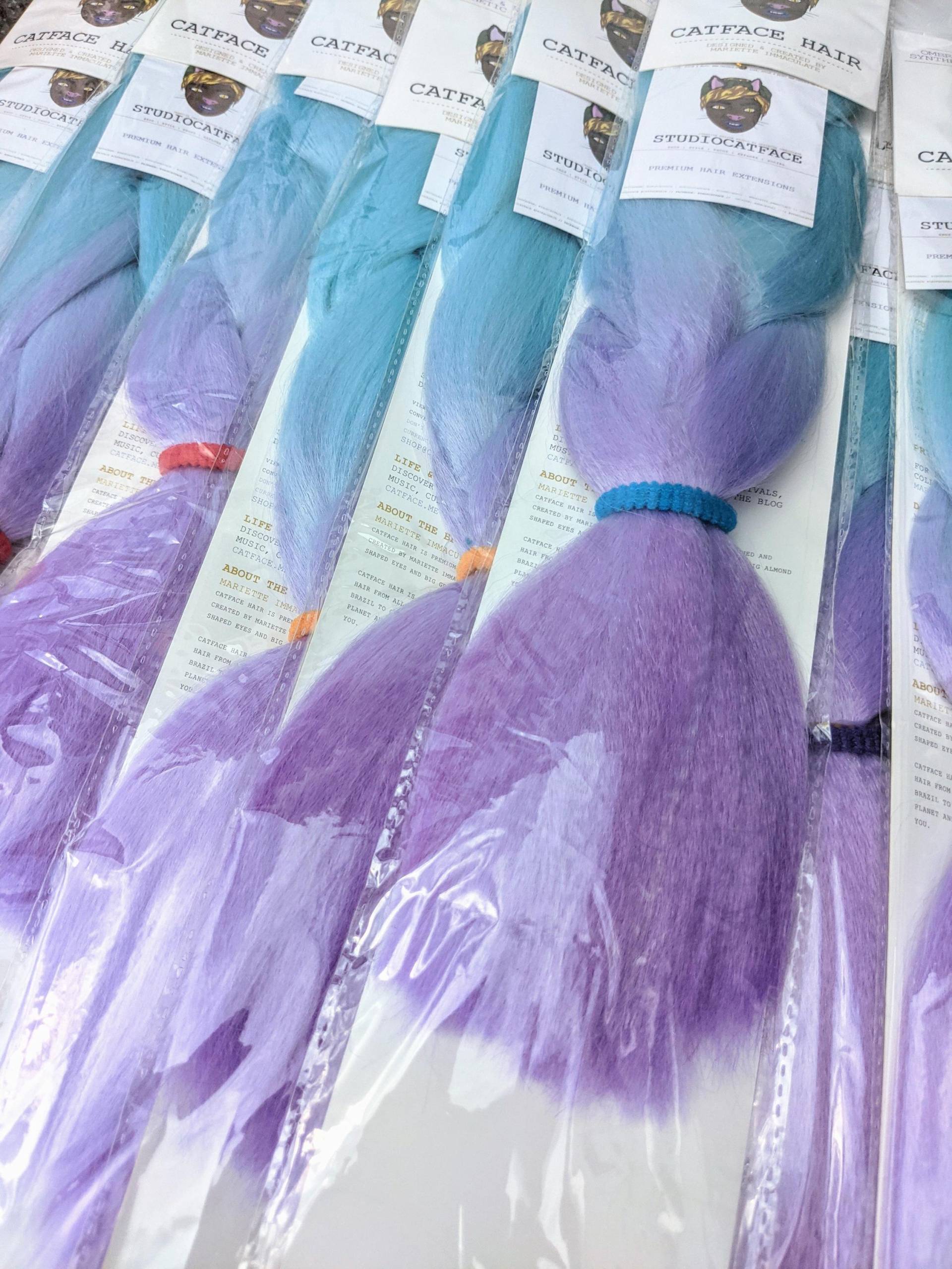 Catface Haar Two Tone Periwinkle Berry Crush Ombre - 16 Zoll Haarverlängerungen Boxbraids, Rope Twists Catface Haar Two Tone Periwinkle Berry Crush Ombre - 16 Zoll Haarverlängerungen Boxbraids, Rope Twists von Etsy - ShopCatface
