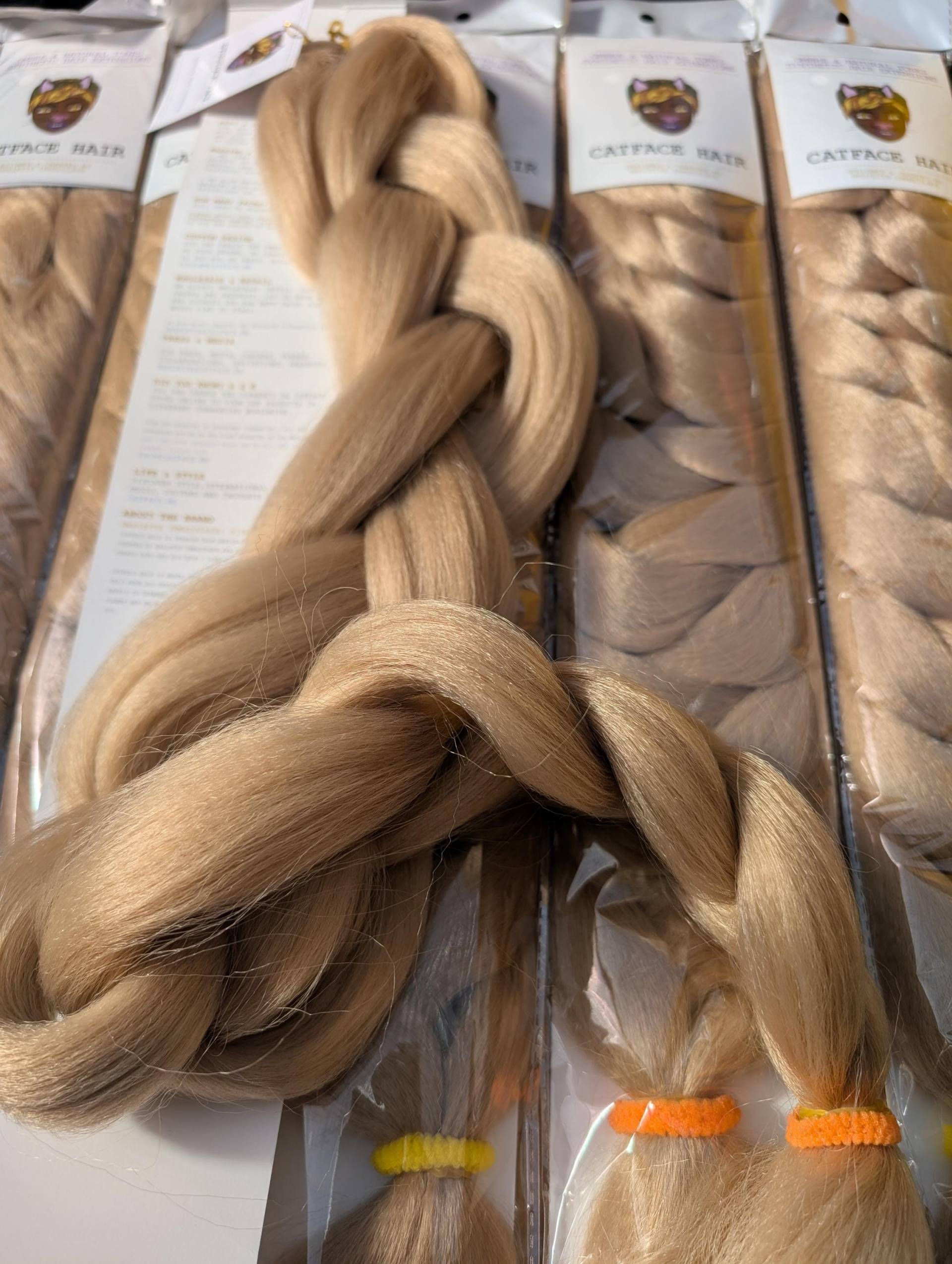 Catface Honey Blonde - One Tone Ombre 34 Zoll 165G Katzenhaar von Etsy - ShopCatface