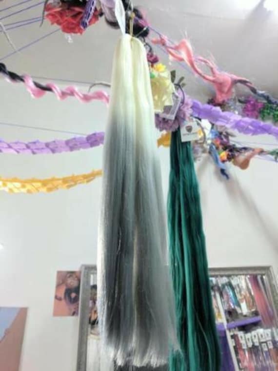 Milky Grey Ombre Flechthaar von Etsy - ShopCatface