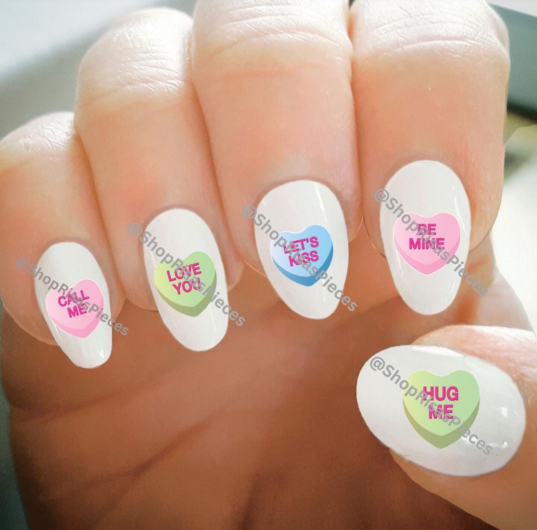 Valentinstag Nagel Aufkleber Candy Heart Wassertransfers von Etsy - ShopRisasPieces