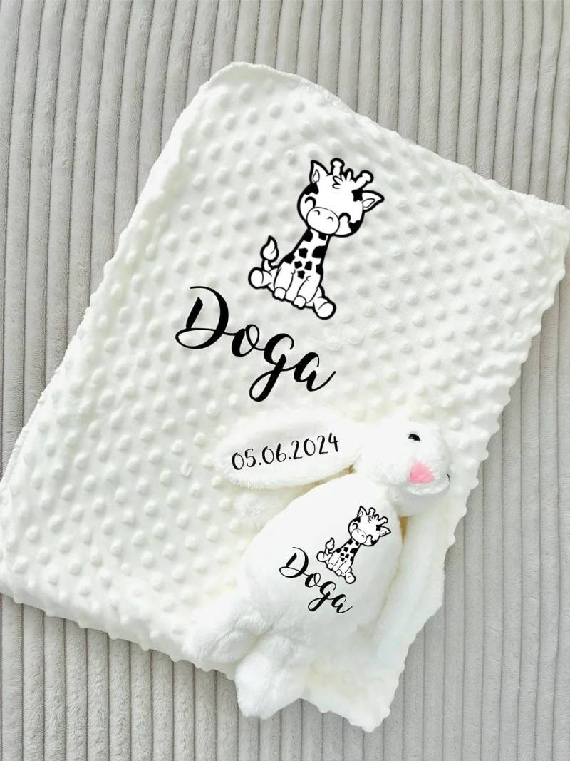 Babydecke Mit Kuscheltier Hase, Plüschtier Personalisiert, Namen, Personalisierte Babydecke Mit Kuscheltier Hase, Plüschtier Personalisiert, Namen, Personalisierte von Etsy - ShopbyhandmadeShop