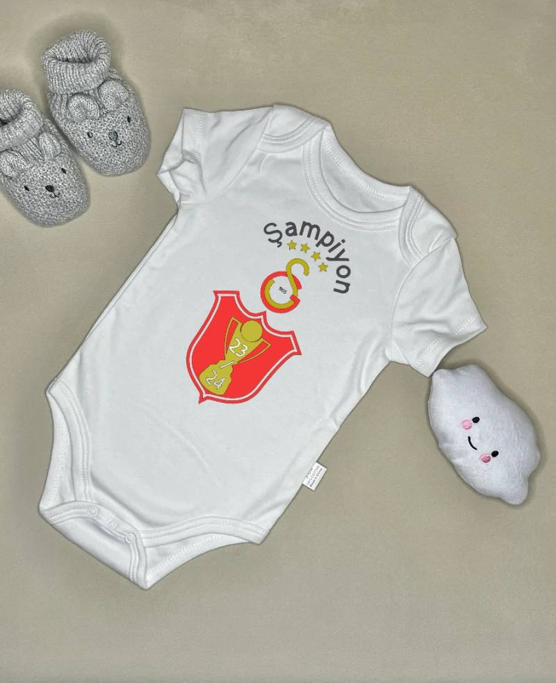 Galatasaray Sampiyon Babybody Personalisiert Galatasaray Sampiyon Babybody Personalisiert von Etsy - ShopbyhandmadeShop