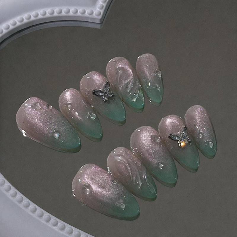 Aurora Farbverlauf Pressennägel, Grün Rosa Chrom Nägel Mit Schmetterlingsanhänger Und Glänzendem Finish Aurora Farbverlauf Pressennägel, Grün Rosa Chrom Nägel Mit Schmetterlingsanhänger Und Glänzendem Finish von Etsy - SieglindeCrafts