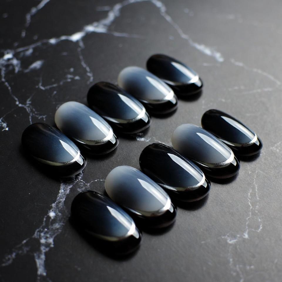 Black & Grey Ombre Press-On Nägel - Farbverlaufsdesign Mit Glänzendem Finish von Etsy - SieglindeCrafts