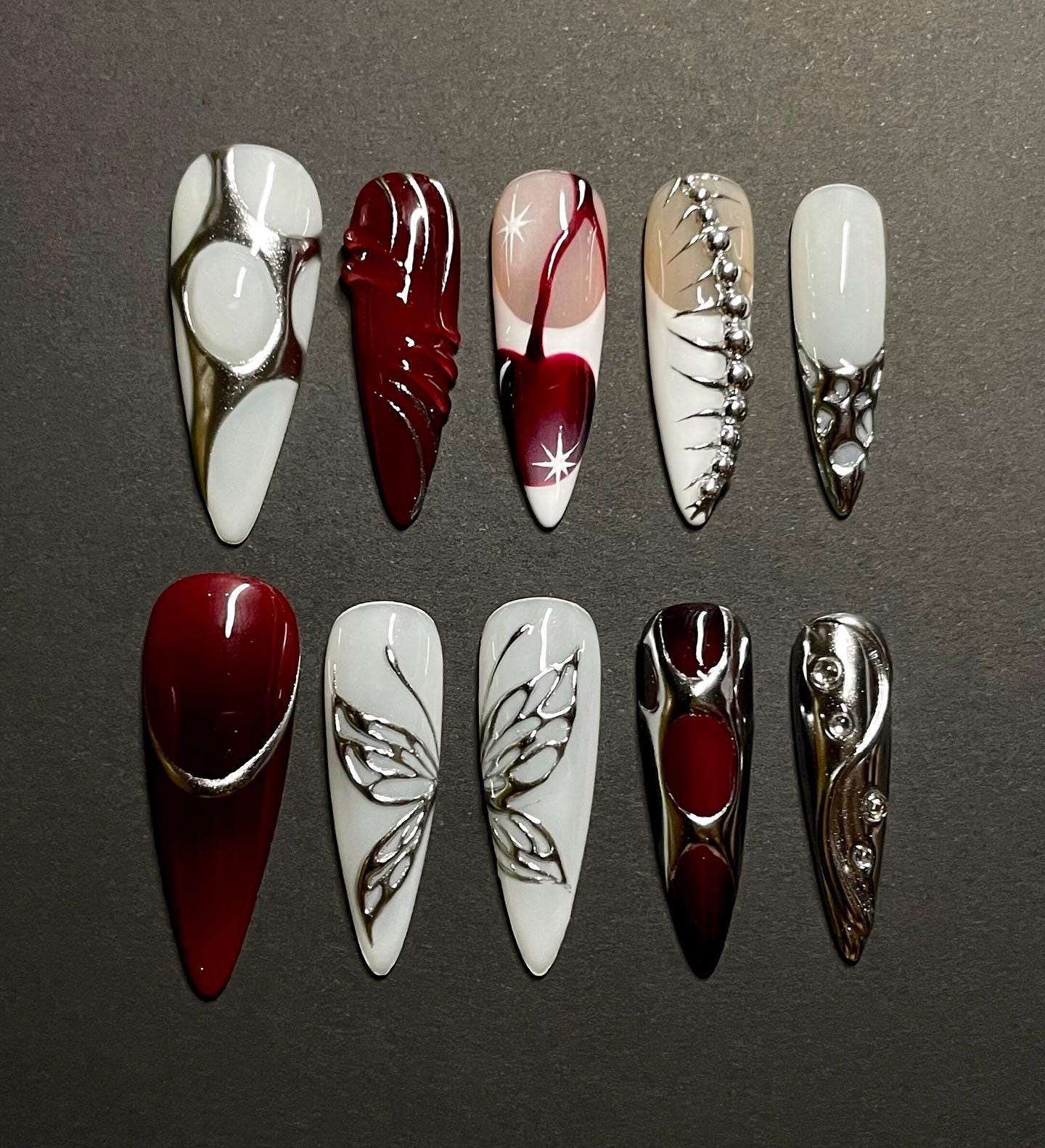 Gothic Dunkelrot Und Weiß Drücken Sie Auf Die Nägel Mit Silber Chrom Schmetterling & Liquid Metal Art Stiletto Gefälschte Handgemachte von Etsy - SieglindeCrafts