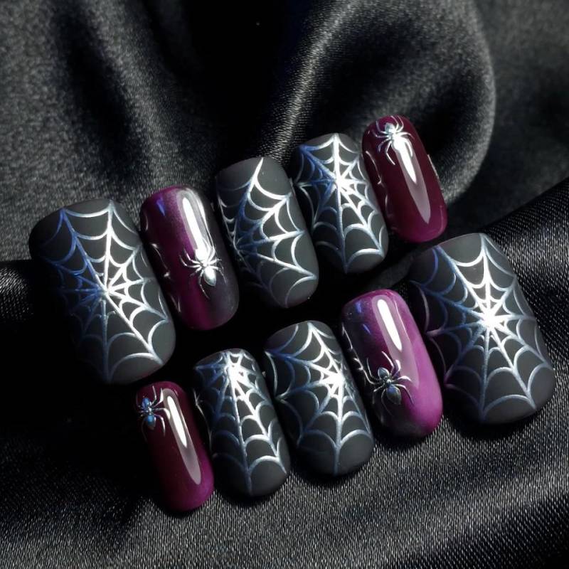 Gothic Spinnennetz Drücken Sie Auf Die Nägel, Schwarz Lila Ombre Halloween Nail Art Set von Etsy - SieglindeCrafts