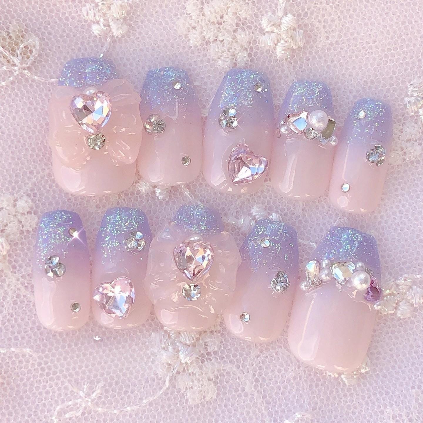 Lila Glitzer Drücken Sie Die Nägel Mit Strasssteinen, Süße Kawaii Nägel, Funkelndes Handgemachtes Falsches Nagelset Aus von Etsy - SieglindeCrafts