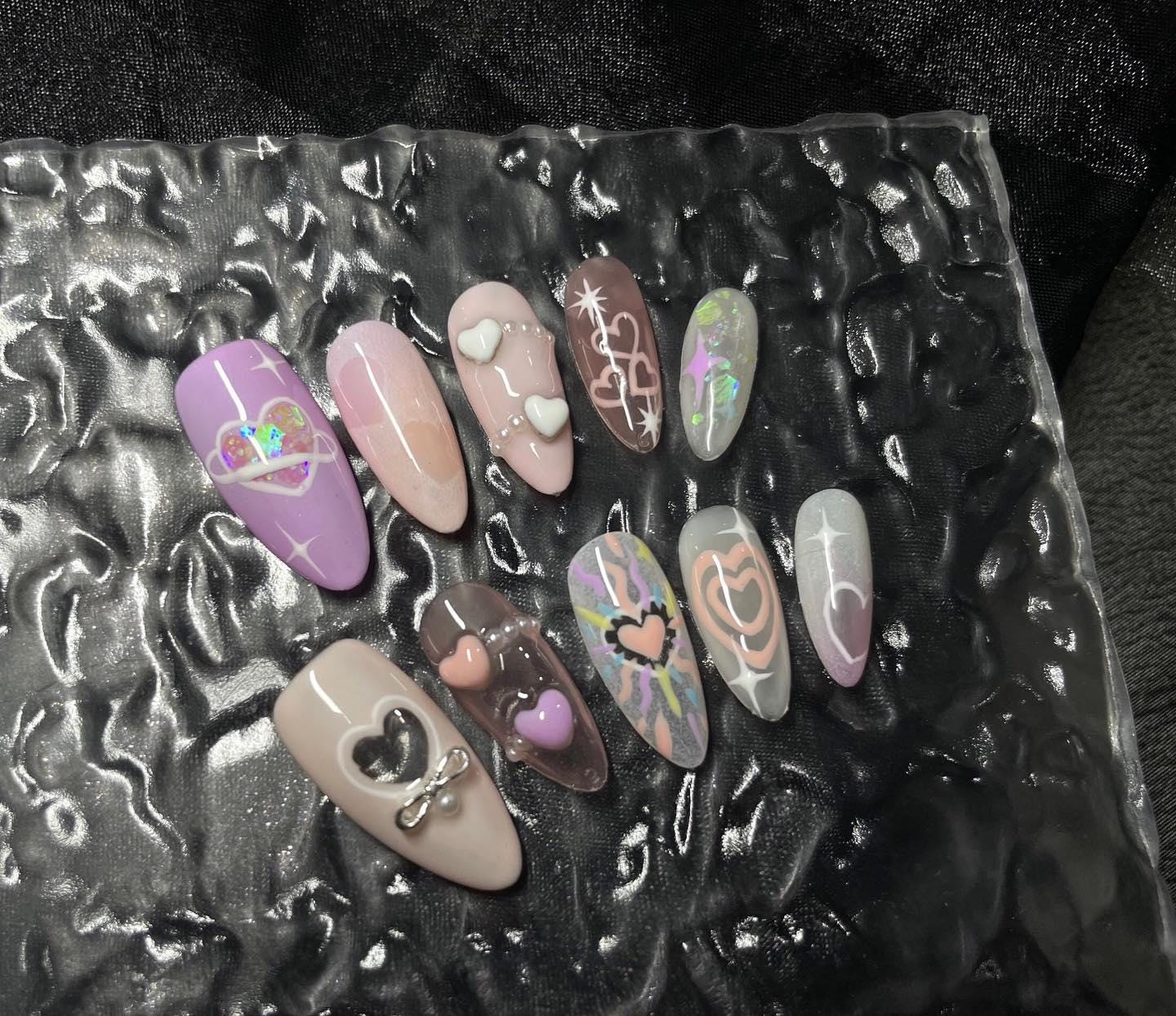 Pastellherz Drücken Sie Auf Die Nägel, Kawaii Aura Süßes Glänzendes Almond Nail Art Set von Etsy - SieglindeCrafts