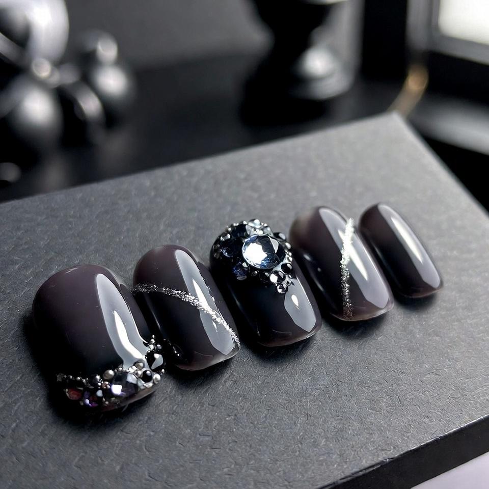 Schwarz Luxus Press On Nägel Mit Strasssteinen, Glossy Dark Glam Maniküre Set von Etsy - SieglindeCrafts