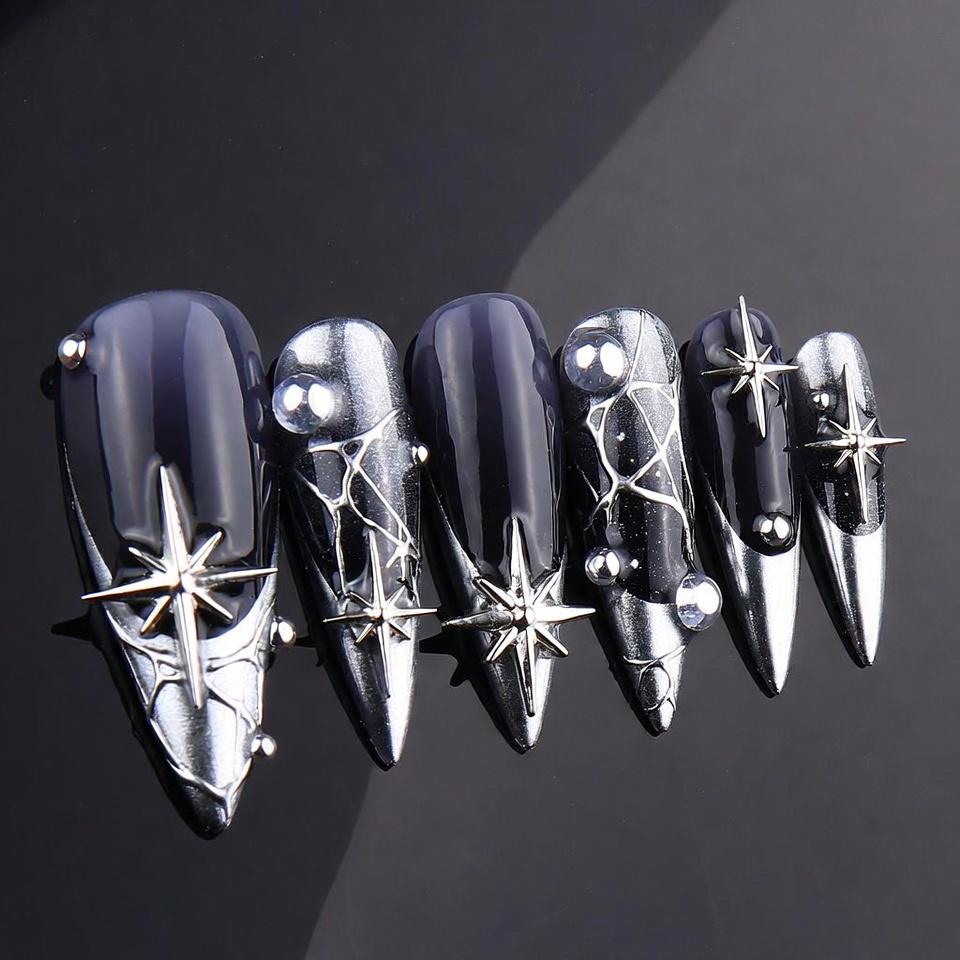 Schwarzer Chrom Drücken Sie Auf Die Nägel - Celestial Star Stiletto Set von Etsy - SieglindeCrafts