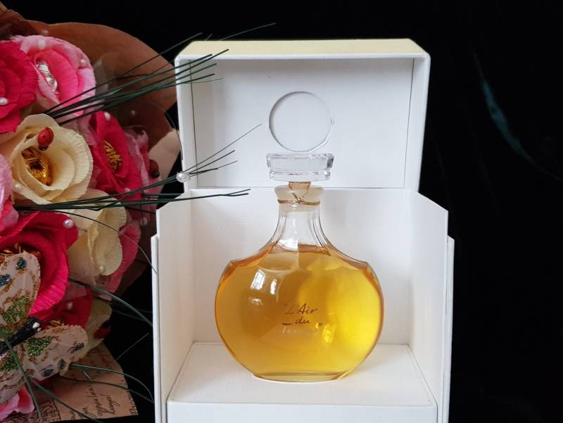 Proben Von Flacon L'air Du Temps Nina Ricci Lalique Bottle Vintage Perfume | Proben 1 Ml, 2 3 Ml Und Mehr von Etsy - SilhouetteDeParfum