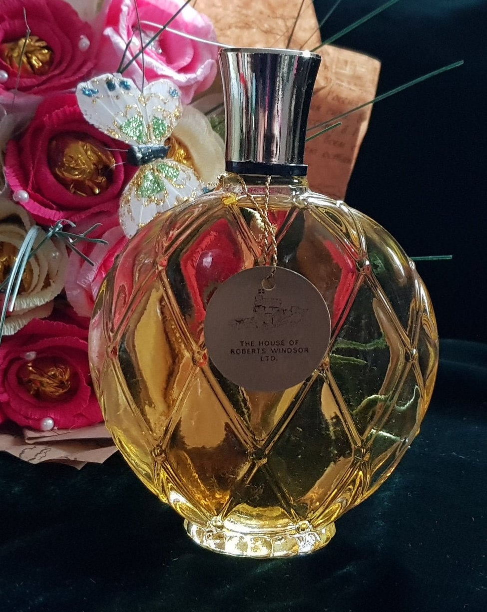 Samples Vom Flacon Vintage House Of Roberts Windsor French Almond Perfume Köln | Samples 2Ml, 3Ml Und Mehr Samples Vom Flacon Vintage House Of Roberts Windsor French Almond Perfume Köln | Samples 2Ml, 3Ml Und Mehr von Etsy - SilhouetteDeParfum
