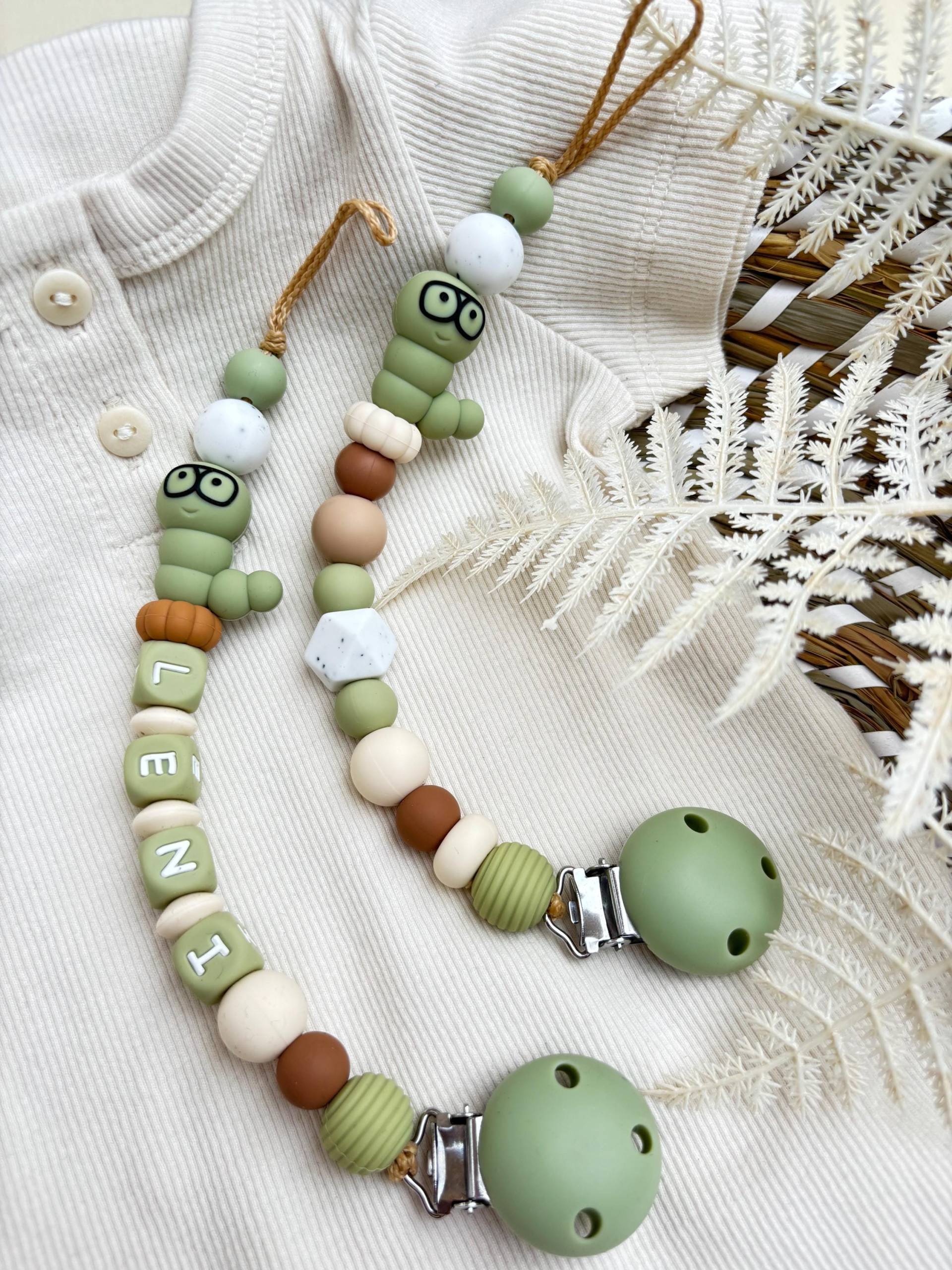 Schnullerkette „Raupe Ratzfatz" Schnullerkette „Raupe Ratzfatz" von Etsy - Silisoulkids