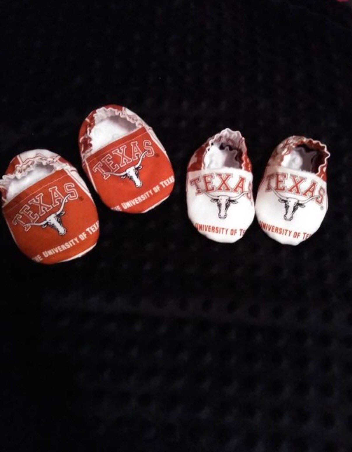 Longhorns Babyschuhe Gr. 0-6 Monate Longhorns Babyschuhe Gr. 0-6 Monate von Etsy - SimonsenDesigns