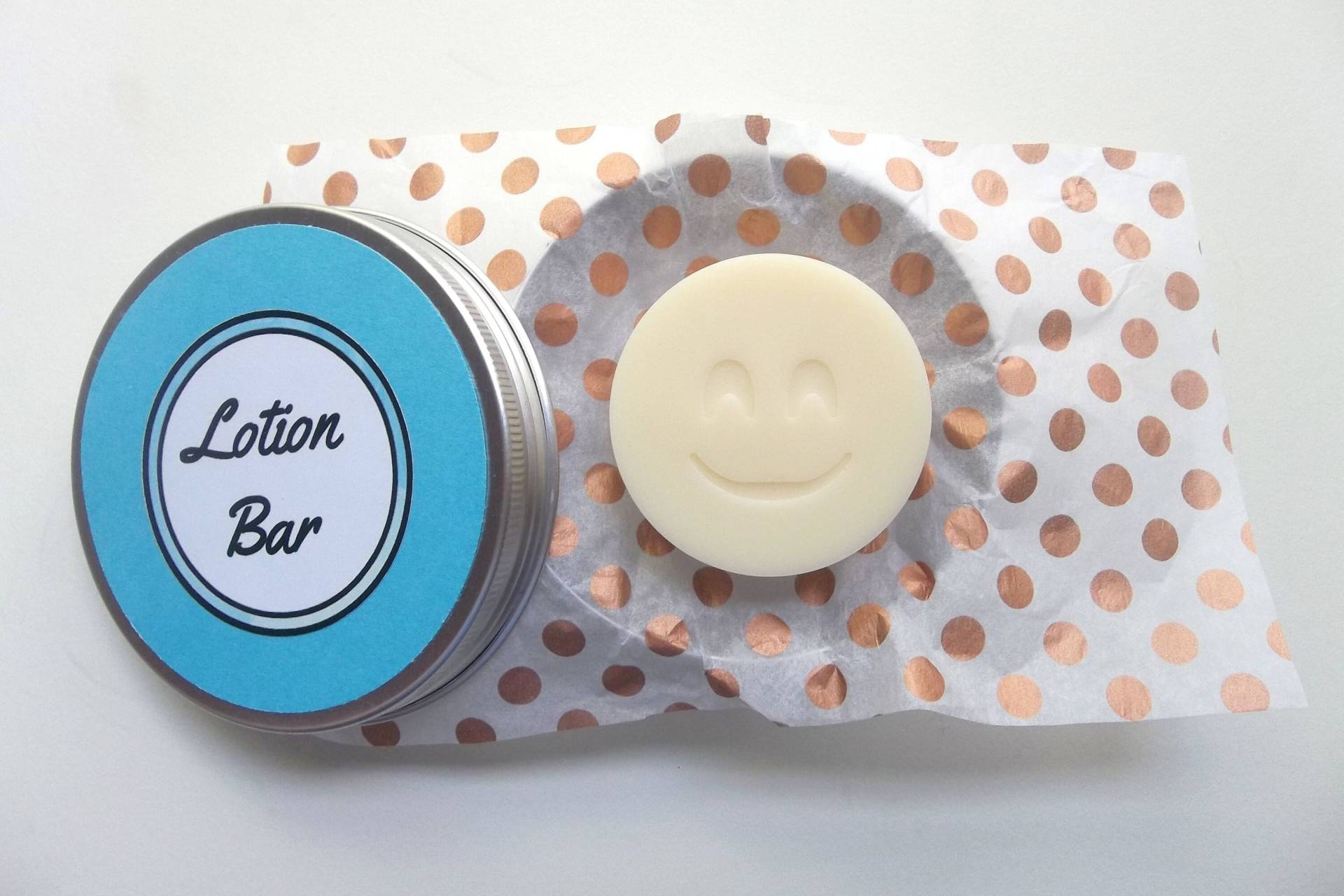 Natürliche Emoji Lotionsstäbe | Selbstgemachte Lotion Bienenwachs Lotionsstangen Bio Kakaobutter Lustige Party Geschenkideen Natürliche Emoji Lotionsstäbe | Selbstgemachte Lotion Bienenwachs Lotionsstangen Bio Kakaobutter Lustige Party Geschenkideen von Etsy - SimplyMadeNaturalCo