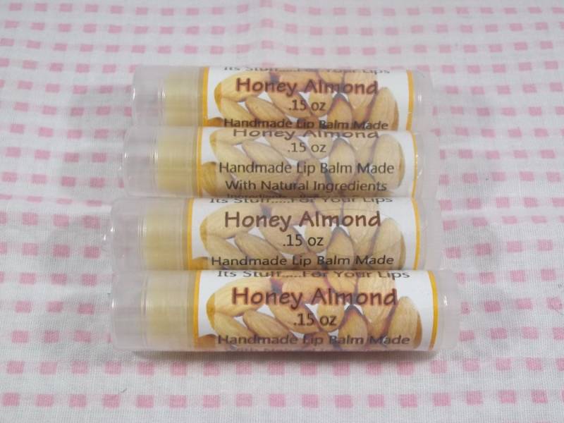 Lippenbalsam, Mit Honig Mandel Aromatisierter Lippenstoff - Handgemachter Natürlicher Lippenbalsam Lippenbalsam, Mit Honig Mandel Aromatisierter Lippenstoff - Handgemachter Natürlicher Lippenbalsam von Etsy - SimplyNaturalStuff
