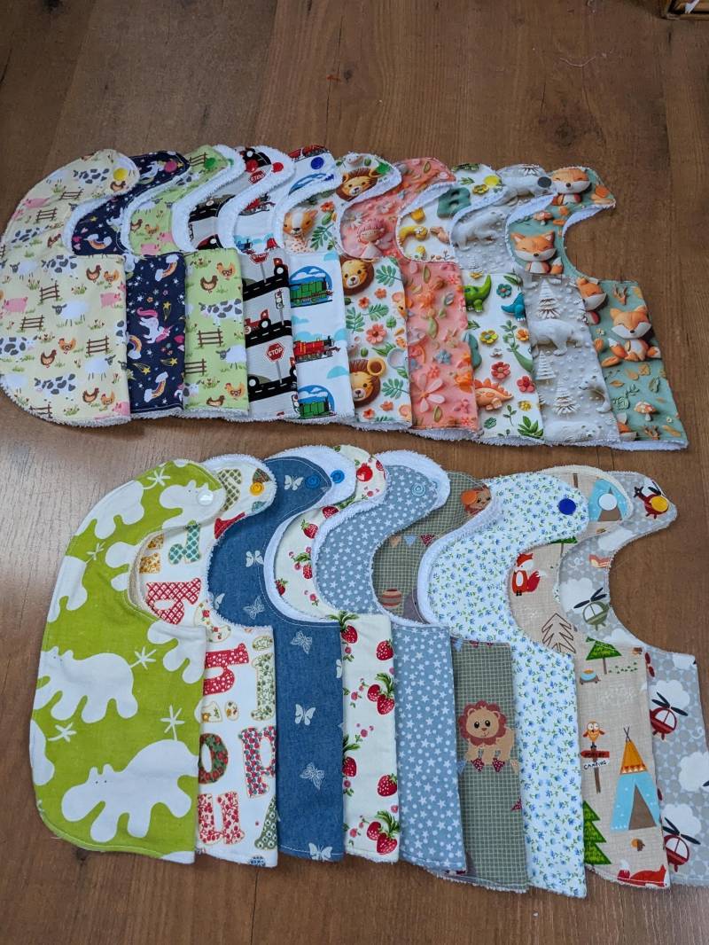 Babylätzchen | Handgemachte Dribble Lätzchen Baumwolllätzchen L Weihnachtslätzchen von Etsy - SiobainsCraftShop